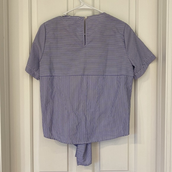 Bleuh Ciel Blue & White Striped Tie Front Knot Short Sleeve Cropped Top NWOT - Picture 2 of 9